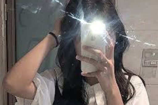 又塌一个！千万网红白冰证实可以自夸可以贪财但别踩红线