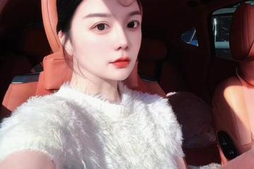 娱乐博主吃瓜少女张小寒被封号如何避免内容风险？